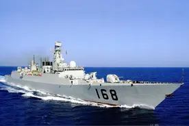 广东人的骄傲，"广东舰队"列队完毕，请祖国人民检阅！图片