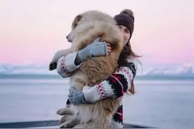 北极圈网红90天极夜生活曝光，让人震惊：半年没太阳，出门要带枪图片