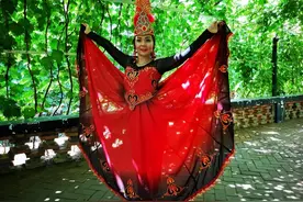 新疆姑娘不能与汉族男子结婚？真的吗？当地人说出真相！图片