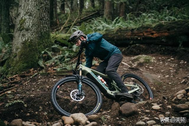 混合轮径 加大电池 Santa Cruz Heckler MX电助力山地车测评