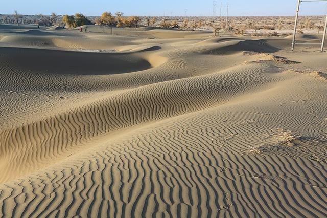 被沙漠环绕的新疆小县城-盖麦提，当地人能歌善舞，舞姿优美飘逸
