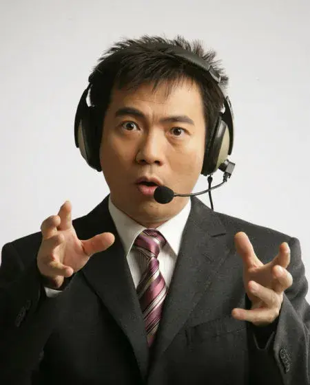 2008年,陆幽因宫外孕传闻将黄健翔告上法庭:他是我一生的被告