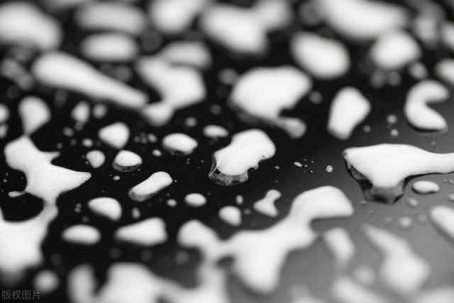 草酸可以清洁什么草酸可以清洁的污渍（草酸清洗剂配方及使用方法）