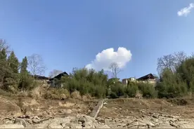 一个38岁中年人的自述：十年后再跟前女友联系，心情五味杂陈。图片