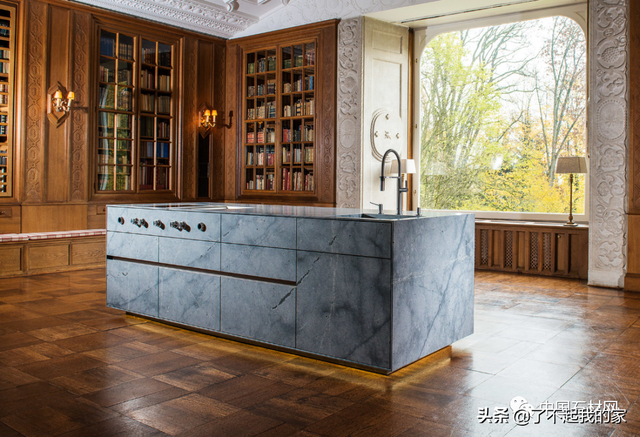 ʯҡʯӢʯҰ壬һʺ̨أ