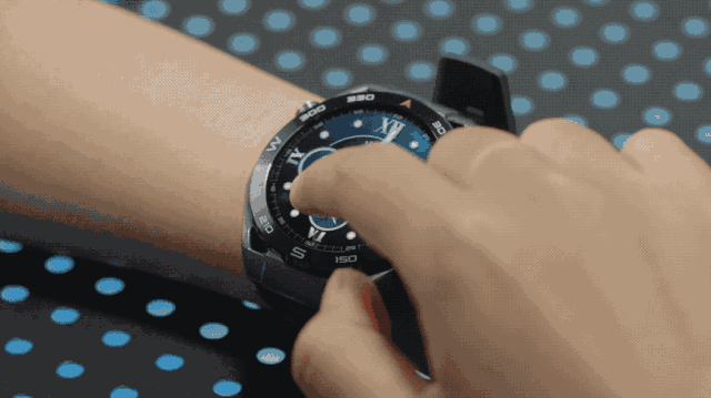 ʵ�⣬����Ǳˮ����õ�����װ������Щ