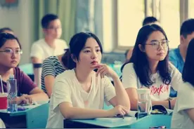 三所有点尴尬的985高校，普通学生高攀不起，学霸考上不爱去图片