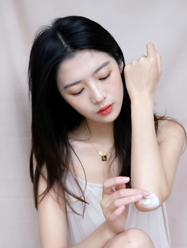 身体乳什么时候都可以涂吗