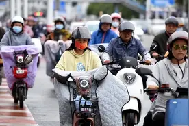 夏季充电，“天天都充”和“用完再充”哪种更伤电池？答案告诉你图片