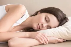 “晚上起夜”与“不起夜”，哪类人更健康？让医生揭晓答案图片