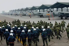 攻不了守不住，在西藏上空被印度空军足足欺负了40年的中国空军图片