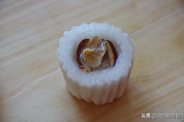 白萝卜上锅蒸一蒸，没想到这么厉害，嗓子不舒服的要试试，收藏了