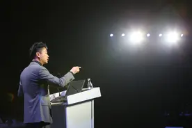 晚点独家丨刘强东启动京东近年来最大调整：多名总裁、副总裁换人图片