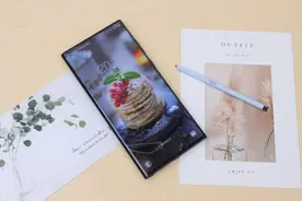 买手机，选直屏好还是曲屏好？一文分析两者的不同图片