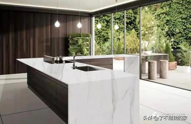 ʯҡʯӢʯҰ壬һʺ̨أ