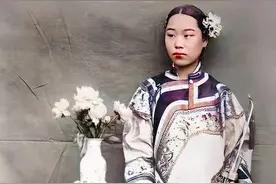 老照片：晚清时期北京八大胡同有名的妓女，李鸿章的年轻小妾图片
