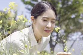 你是否在经历守寡式婚姻图片