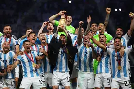 输不起？不满裁判判罚，超过21万法国球迷要求世界杯决赛重踢图片