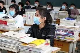 高二理科转文科，现在是乡镇党委委员，这波操作简直了图片