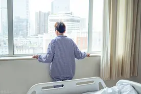 医生一看就知道是什么病了，为啥还叫病人做检查？图片