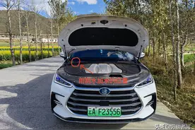 唐DM-i每天一个小技巧，用车没烦恼——雨刮水添加和雨刮条更换图片