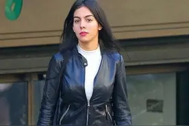 乔治娜：当过柜姐做过保姆，她凭什么拿下C罗，难道只靠身材吗？图片