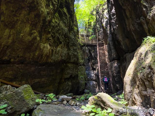 保定有一半是山区，但这座山的风景在我爬过的保定大山能排第二