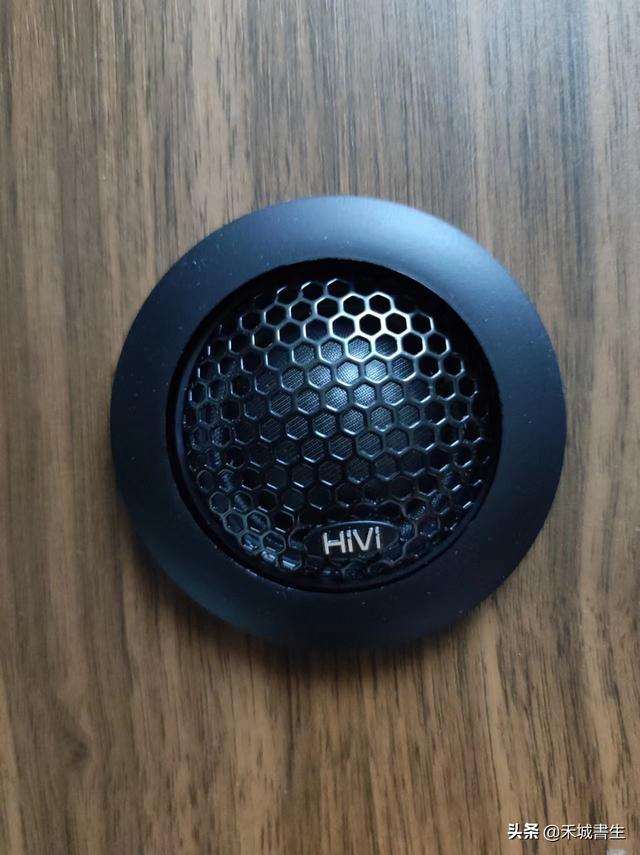 闲置车载收音机DIY家庭音响，简单易上手，效果让人满意