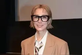 郑秀文李玟曾在歌坛争霸，现状曝光：一个瘦到脱相，一个病痛缠身图片