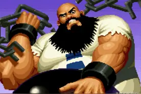 拳皇97：大猪陈国汉，为什么是最完美的垫中角色？图片