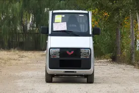 电动三轮车不香了！五菱E10最新实拍，又要切中国人用车需求？图片