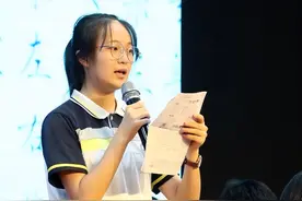 人大代表提议：应该取消英语的主科地位，家长们为此争论不休图片