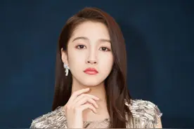 你是什么脸型，就剪什么发型！显脸小有气质，你的发型适合你吗？图片