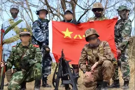 在日本，解放军获得一批狂热粉丝，被骂“日奸”也要上街扮演偶像图片