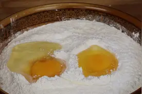 糯米粉加2个鸡蛋，老保姆教我拿手绝活，太厉害了，比吃肉香图片