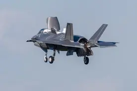 五角大楼早就对F35不满了，竟然含有中国部件，拒收图片