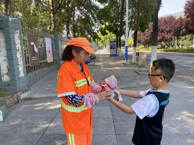 四川省民生研究会新媒体中心-官网