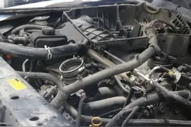 怪兽修车：修复一辆08年老款别克君越，实用小整备，效果真惊喜图片