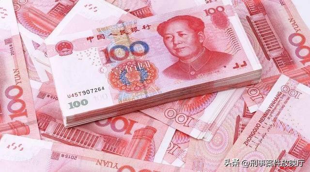内蒙“白富美”与8男子行苟且之事，被抓大喊：他们全是我男友！