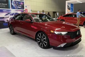 新车 | 最新本田家族式设计你喜欢吗？第十一代雅阁实车亮相图片