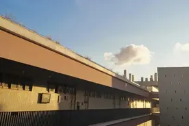 你必须熬下去，是必须图片