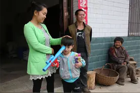 岳父患癌岳母智障，入赘女婿打工挣20万盖新房，把妻子家人当亲人图片