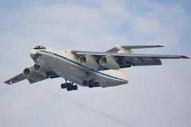产能稳定：俄罗斯空天军接收2024年第6架伊尔-76MD-90A战略运输机图片