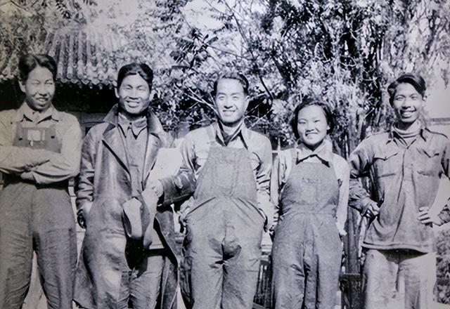 1941年，王洛宾回到兰州家中，出轨妻子问他：你今晚去哪儿住？