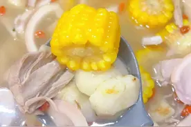 这个汤，特别适合夏天补充电解质和蛋白质，“二阳”的朋友也适合图片