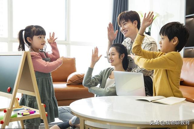 小孩沉迷游戏父母该怎么教育(图2)