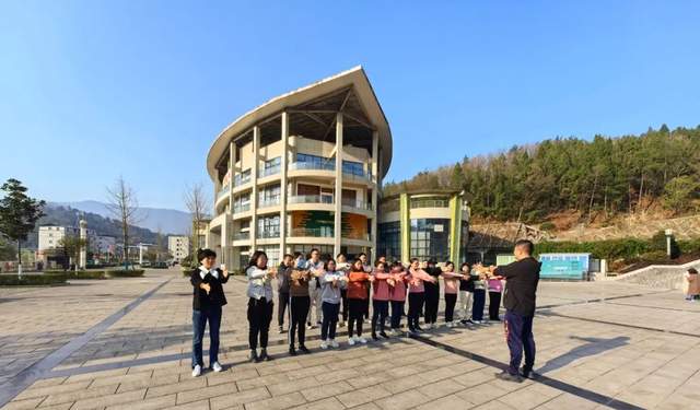 四川省民生研究会新媒体中心-官网