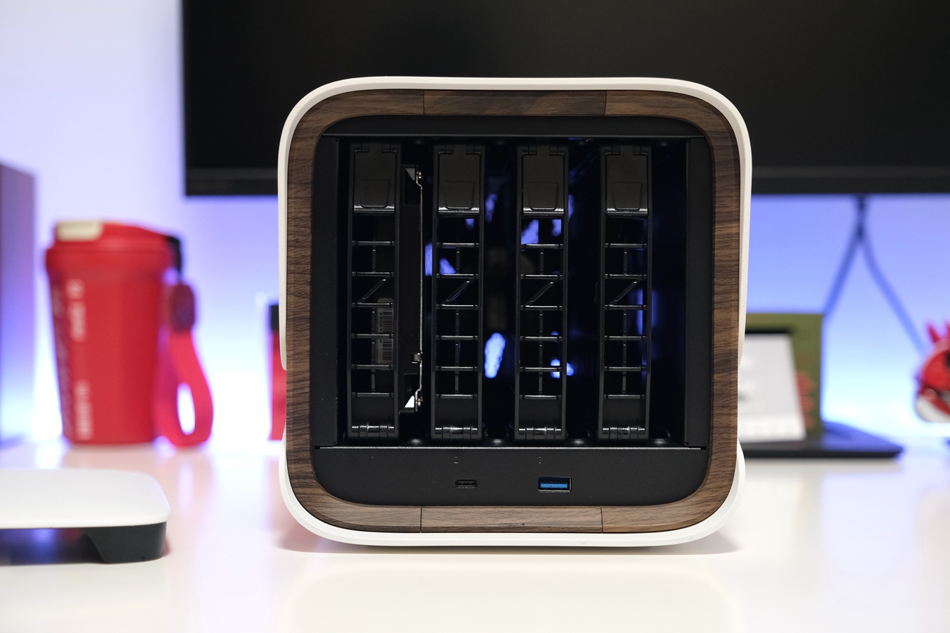 实用易用的极空间Z4S,适合新手小白和教师用的家庭私有云