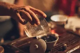 适合闲来无事喝茶，发朋友圈的句子，悠闲自得图片