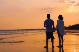 女人五十岁之后再找老伴，别要金钱和房子，要看以下三个条件图片